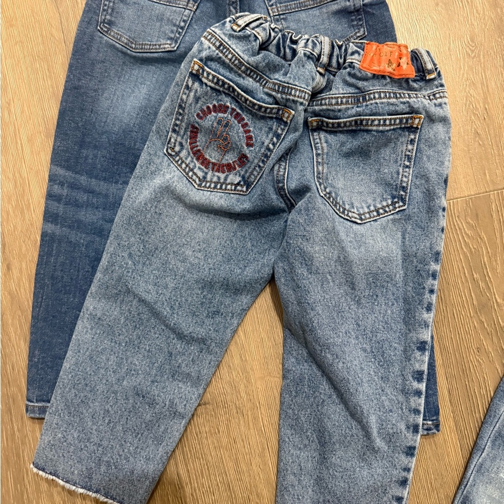 Kids Stylish Blue Denim Jeans with Embroidered Pocket